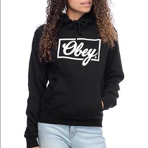 Black Women’s OBEY hoodie (M)